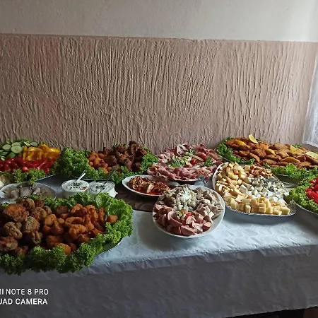 U Zeleneho Stromu 게스트하우스 Telnice